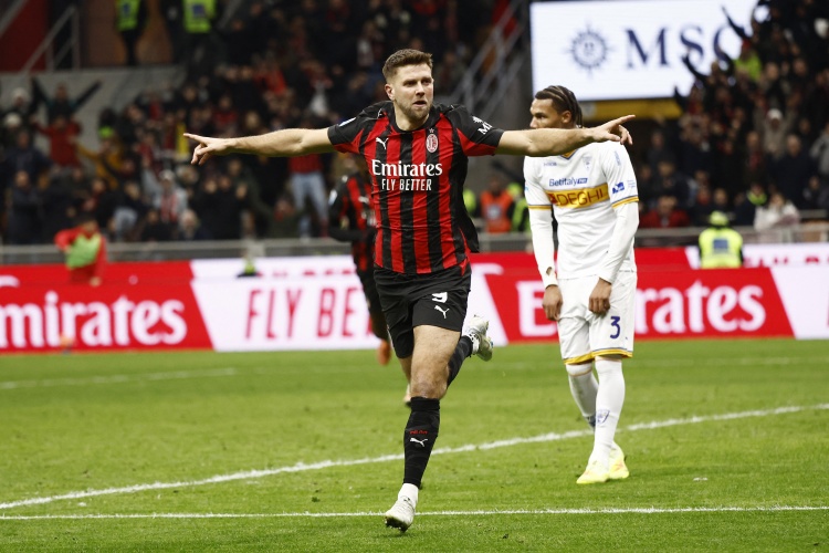 开云平台-意媒：米兰在周一放假，但加比亚和菲尔克鲁格选择加练